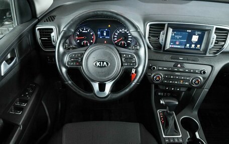 KIA Sportage IV рестайлинг, 2017 год, 2 300 000 рублей, 11 фотография