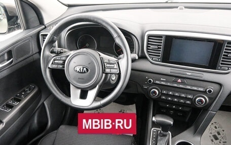 KIA Sportage IV рестайлинг, 2019 год, 2 299 000 рублей, 10 фотография