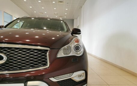 Infiniti QX50 I рестайлинг, 2017 год, 1 995 000 рублей, 10 фотография