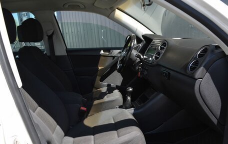 Volkswagen Tiguan I, 2012 год, 819 888 рублей, 20 фотография