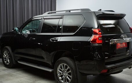 Toyota Land Cruiser Prado 150 рестайлинг 2, 2018 год, 5 277 000 рублей, 6 фотография