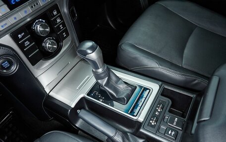 Toyota Land Cruiser Prado 150 рестайлинг 2, 2018 год, 5 277 000 рублей, 23 фотография