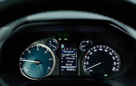 Toyota Land Cruiser Prado 150 рестайлинг 2, 2018 год, 5 277 000 рублей, 20 фотография
