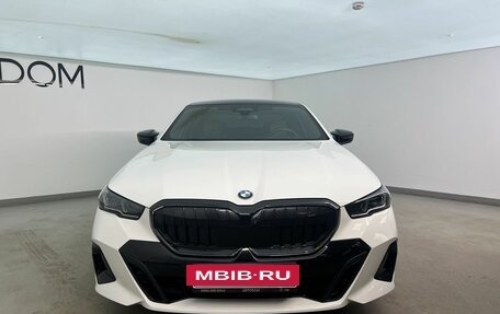 BMW 5 серия, 2023 год, 6 499 000 рублей, 3 фотография