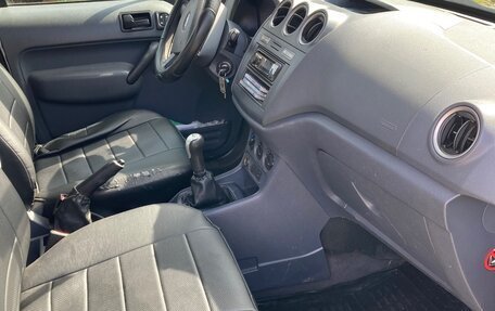 Ford Tourneo Connect I, 2010 год, 800 000 рублей, 6 фотография