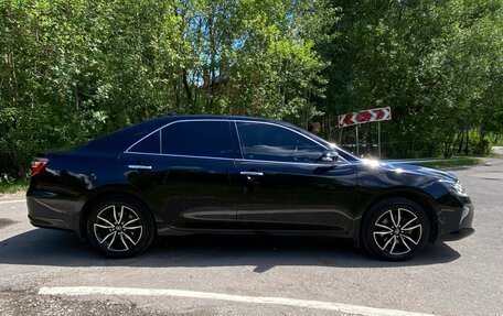 Toyota Camry, 2017 год, 2 200 000 рублей, 4 фотография