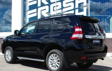 Toyota Land Cruiser Prado 150 рестайлинг 2, 2014 год, 3 050 000 рублей, 2 фотография