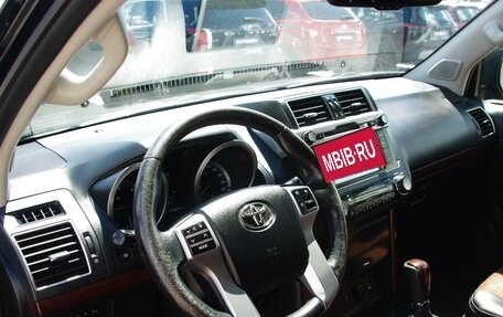 Toyota Land Cruiser Prado 150 рестайлинг 2, 2014 год, 3 050 000 рублей, 6 фотография