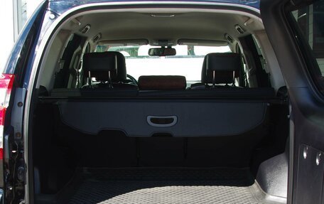 Toyota Land Cruiser Prado 150 рестайлинг 2, 2014 год, 3 050 000 рублей, 32 фотография