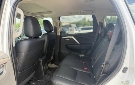 Mitsubishi Pajero Sport III рестайлинг, 2020 год, 3 950 000 рублей, 13 фотография
