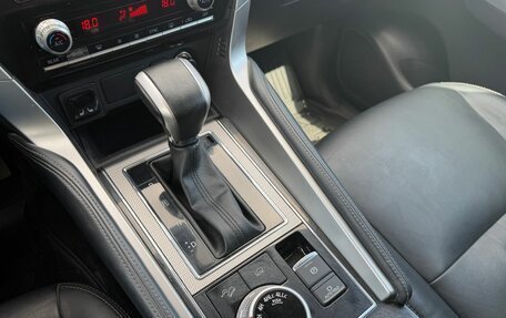 Mitsubishi Pajero Sport III рестайлинг, 2020 год, 3 950 000 рублей, 25 фотография