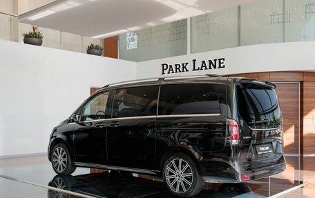 Mercedes-Benz V-Класс, 2024 год, 11 590 000 рублей, 2 фотография
