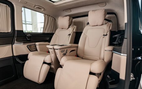 Mercedes-Benz V-Класс, 2024 год, 11 590 000 рублей, 25 фотография