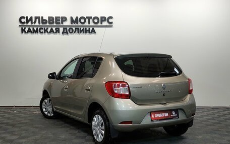 Renault Sandero II рестайлинг, 2015 год, 680 000 рублей, 8 фотография