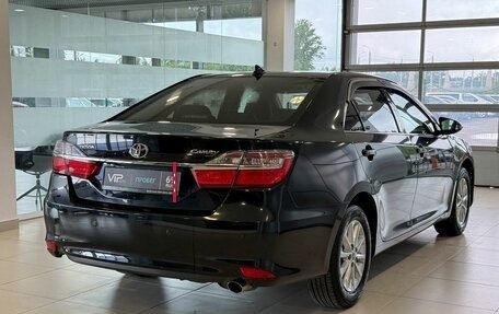 Toyota Camry, 2017 год, 2 125 000 рублей, 6 фотография