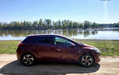 Hyundai i30 II рестайлинг, 2015 год, 1 300 000 рублей, 6 фотография