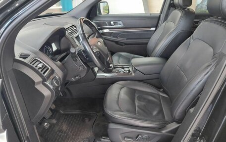 Ford Explorer VI, 2017 год, 2 350 000 рублей, 10 фотография