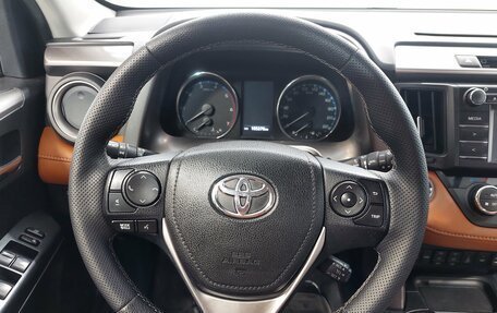 Toyota RAV4, 2016 год, 2 350 000 рублей, 9 фотография
