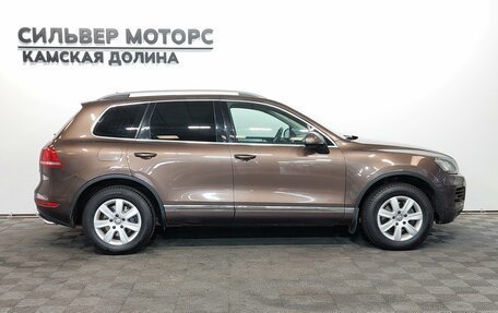 Volkswagen Touareg III, 2012 год, 1 650 000 рублей, 6 фотография
