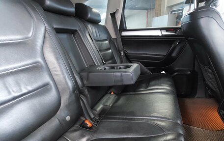 Volkswagen Touareg III, 2012 год, 1 650 000 рублей, 15 фотография