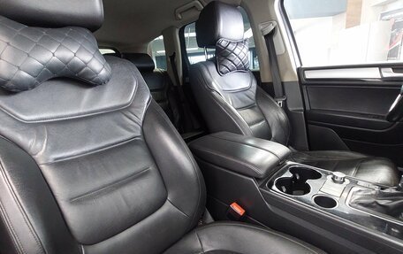 Volkswagen Touareg III, 2012 год, 1 650 000 рублей, 16 фотография