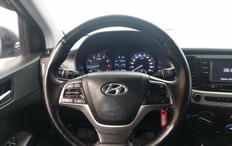 Hyundai Solaris II рестайлинг, 2018 год, 1 199 000 рублей, 14 фотография