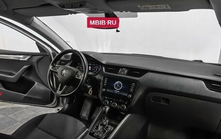 Skoda Octavia, 2019 год, 1 540 000 рублей, 9 фотография