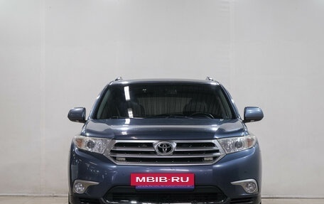 Toyota Highlander III, 2013 год, 2 369 000 рублей, 2 фотография