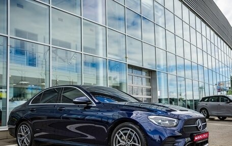 Mercedes-Benz E-Класс, 2021 год, 3 998 000 рублей, 1 фотография