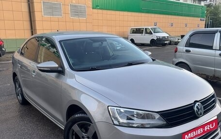 Volkswagen Jetta VI, 2017 год, 1 150 000 рублей, 2 фотография