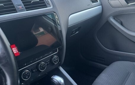 Volkswagen Jetta VI, 2017 год, 1 150 000 рублей, 12 фотография