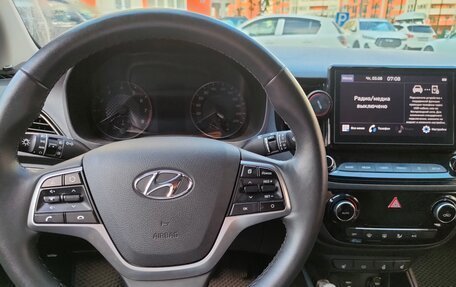 Hyundai Solaris II рестайлинг, 2020 год, 1 400 000 рублей, 5 фотография
