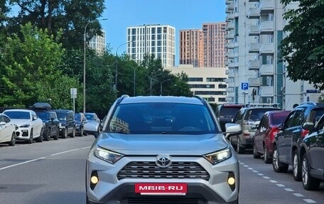 Toyota RAV4, 2020 год, 2 780 000 рублей, 3 фотография