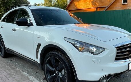 Infiniti QX70, 2014 год, 2 000 000 рублей, 9 фотография