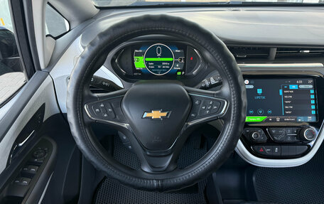 Chevrolet Bolt, 2018 год, 1 899 000 рублей, 6 фотография