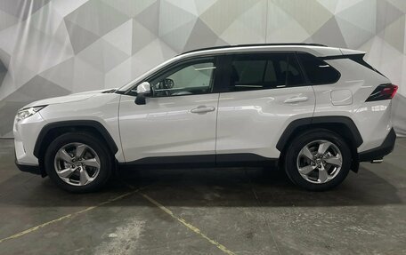 Toyota RAV4, 2020 год, 2 550 000 рублей, 4 фотография