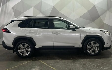 Toyota RAV4, 2020 год, 2 550 000 рублей, 5 фотография