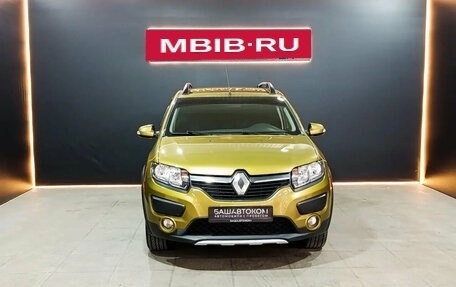 Renault Sandero II рестайлинг, 2015 год, 900 000 рублей, 2 фотография