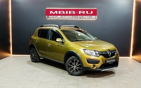 Renault Sandero II рестайлинг, 2015 год, 900 000 рублей, 3 фотография