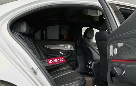 Mercedes-Benz E-Класс, 2020 год, 4 800 000 рублей, 13 фотография