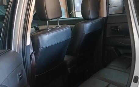 Mitsubishi Outlander III рестайлинг 3, 2012 год, 1 390 000 рублей, 2 фотография