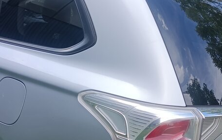 Mitsubishi Outlander III рестайлинг 3, 2012 год, 1 390 000 рублей, 10 фотография