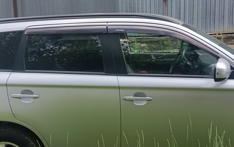 Mitsubishi Outlander III рестайлинг 3, 2012 год, 1 390 000 рублей, 16 фотография