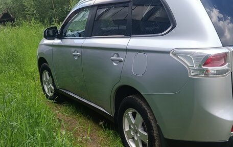 Mitsubishi Outlander III рестайлинг 3, 2012 год, 1 390 000 рублей, 18 фотография