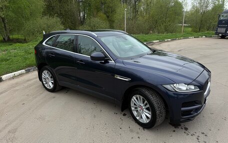 Jaguar F-Pace, 2017 год, 2 340 000 рублей, 5 фотография