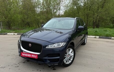 Jaguar F-Pace, 2017 год, 2 340 000 рублей, 3 фотография