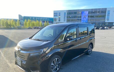 Honda Stepwgn IV, 2019 год, 2 260 000 рублей, 2 фотография
