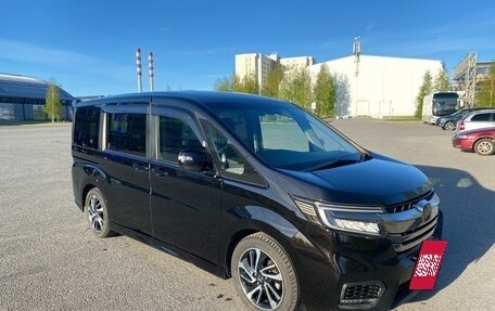 Honda Stepwgn IV, 2019 год, 2 260 000 рублей, 3 фотография