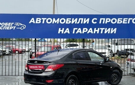 Hyundai Solaris II рестайлинг, 2011 год, 435 000 рублей, 7 фотография