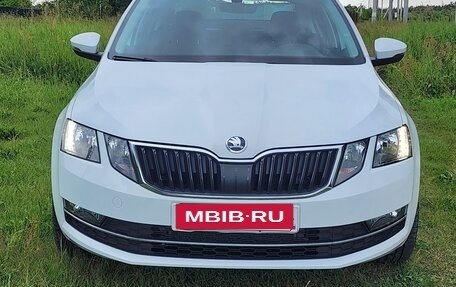 Skoda Octavia, 2020 год, 1 980 000 рублей, 2 фотография